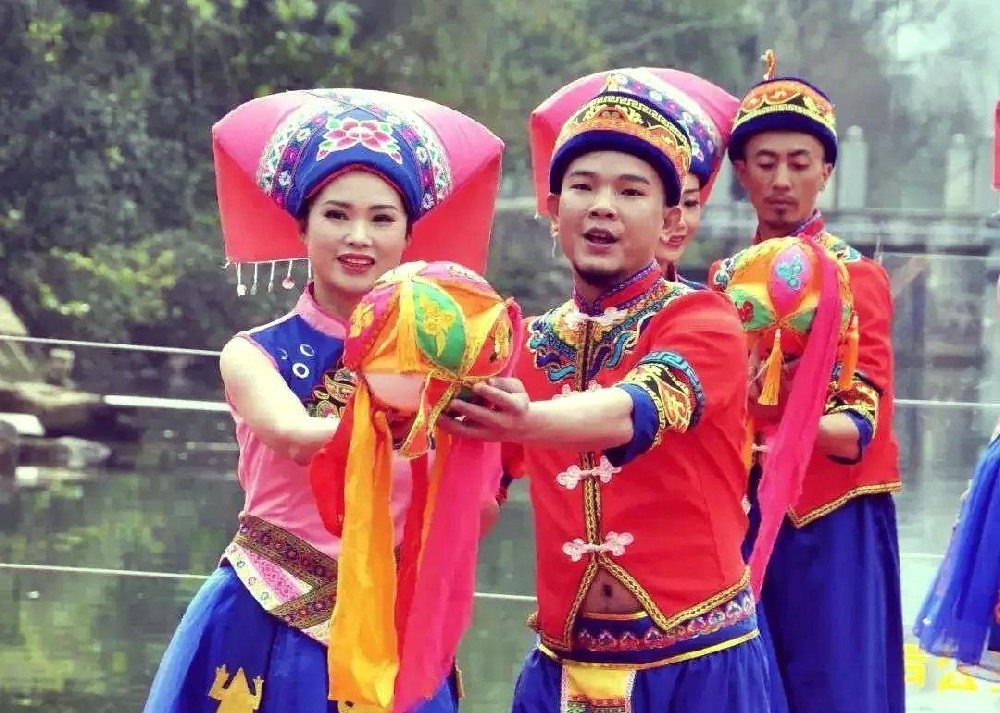 梅雨季“看不见的风险”在抬头：别把急性肠胃炎当小毛病