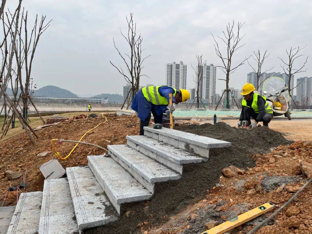 春耕时节的法治守护：让每一寸耕地都有人管、管得住